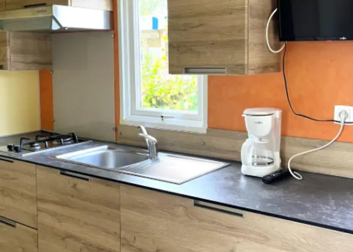 Mobil-home Familial Pour 5 à - Api-1-52-1714 Angicourt