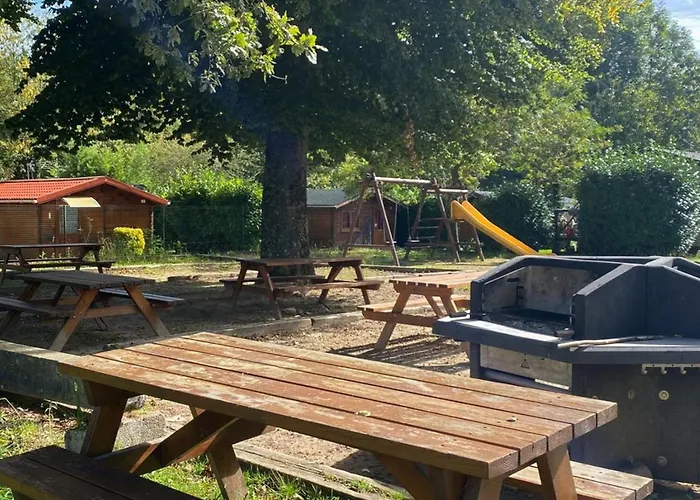 Camping Mobil-home Familial Pour 5 à - Api-1-52-1714