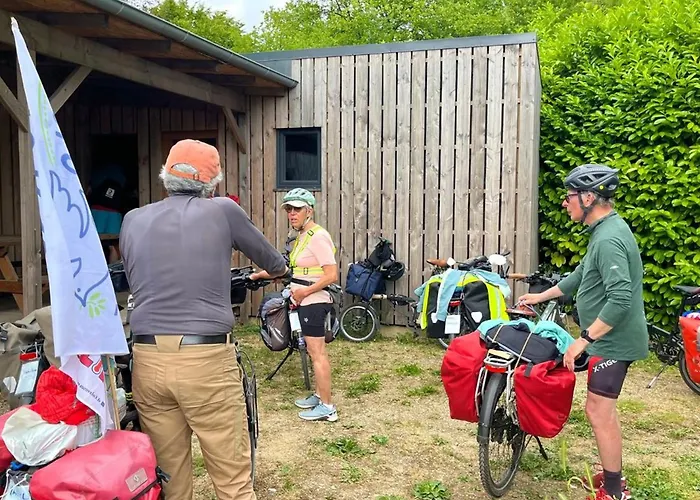 Mobil-home Familial Pour 5 A - Api-1-52-1714 Angicourt